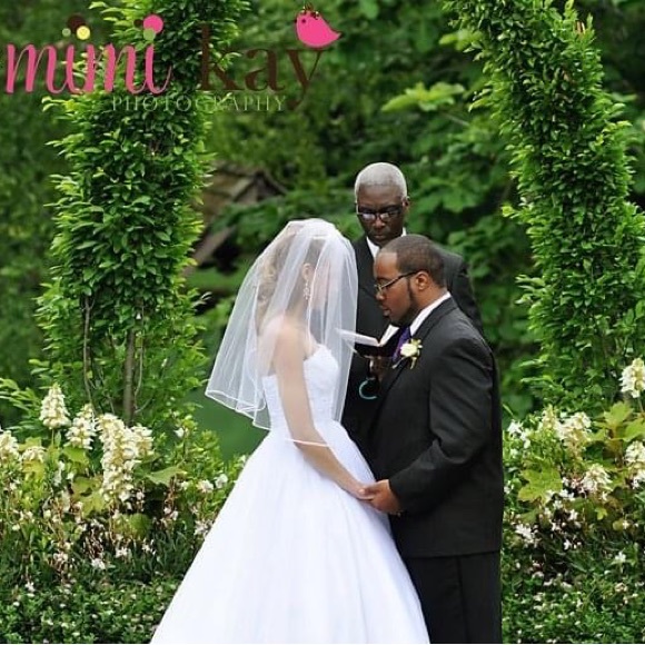 Wedding dress. Size 0. Disney collection by Alfred Angelo. Cinderella style. - Picture 14 of 16